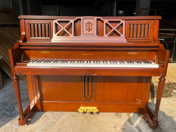 Đàn Piano cơ Upright Samick SC-300